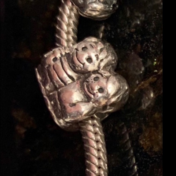 BEADS - Picture 2 of 4